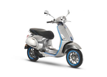 VESPA ELETTRICA 50 VOIR BONUS ***