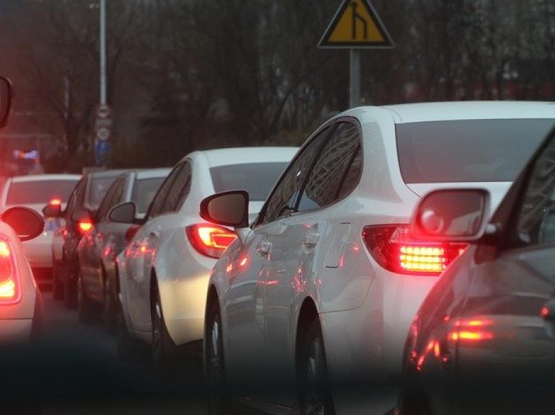 Comment éviter les bouchons en ville ?