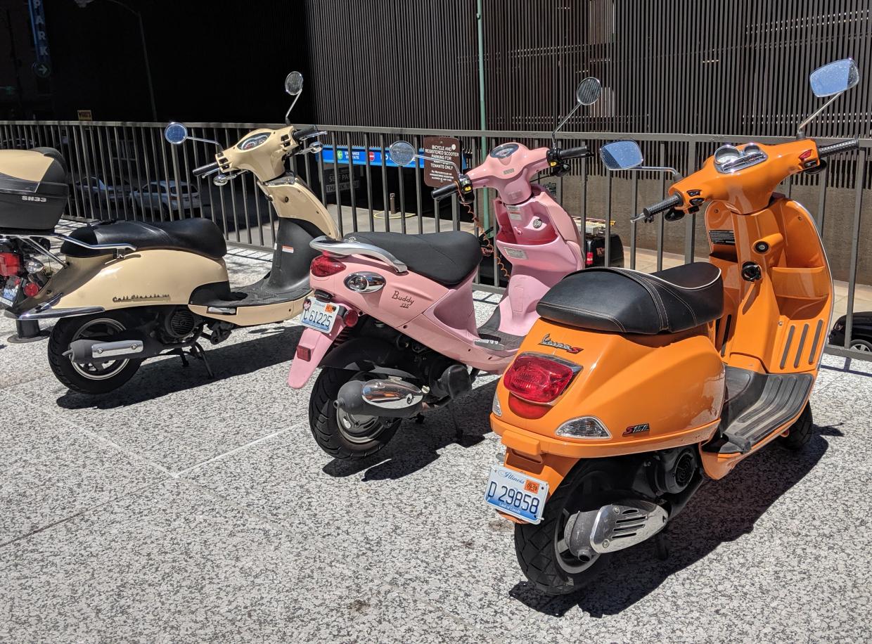 Immatriculation et assurance : que faire après l’achat d’un scooter neuf ?